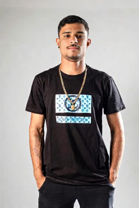 เกี่ยวกับเครื่องยนต์: ผจญภัย 007 – วาน 2.1 I2V 14b