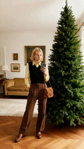 Christmas Costume Change