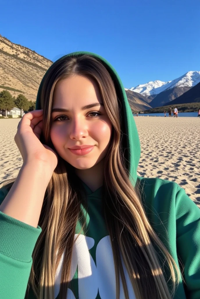 fotorrealista, La mejor calidad, hiper detallado, any4tayl0r, Foto selfie, Parte superior del cuerpo, solamente, Uso de jersey, al aire libre, (Noche), mountain scape, La naturaleza de la vida real, Estrellas, luna, (Sonrisa excepcional、Un cabello oscuro、Sixteen、alegre, feliz), Beanie, Luces de flash, bosque, Rocas, Kali, madera, humo, diente, cielos cristalinos, analog style, Mirando al espectador, textura de la piel, Film grain, cerrar, 超A high resolution, Mejor sombra, .RAW, instagram LUT