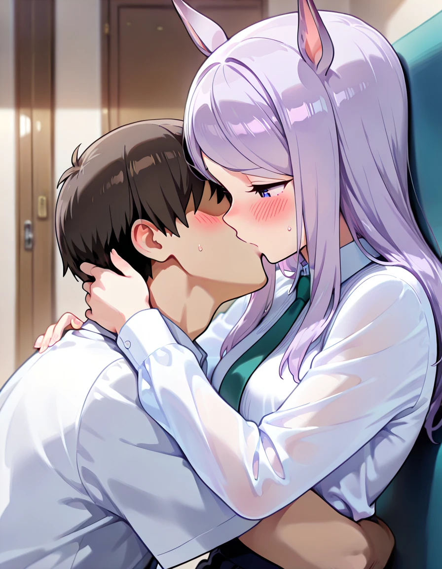 、On the bed、 the 、Touching the 、、 by a middle-aged man、、、 