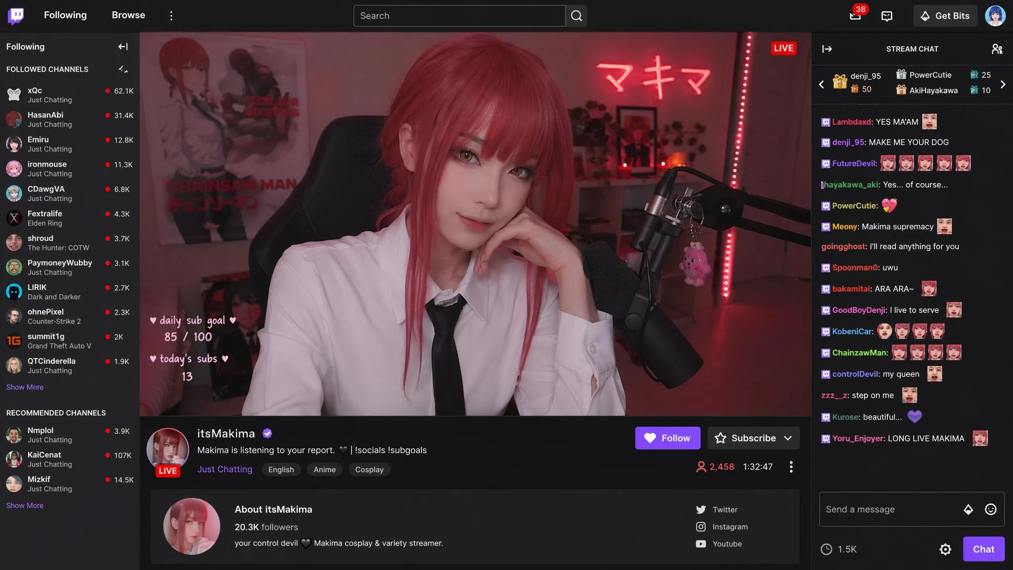 Makima is going live! 🔥