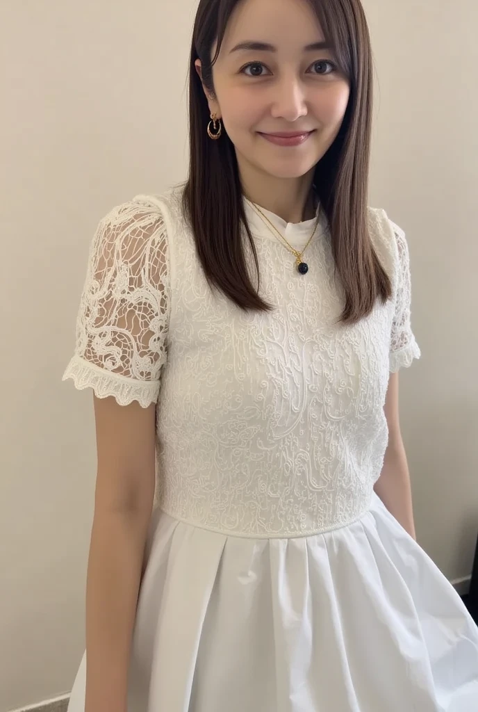 FLUX-2026-06-11矢田亜希子205166 v1.0