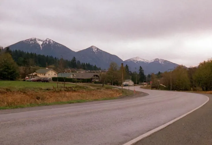 CineTwinPeaks, road, outdoors