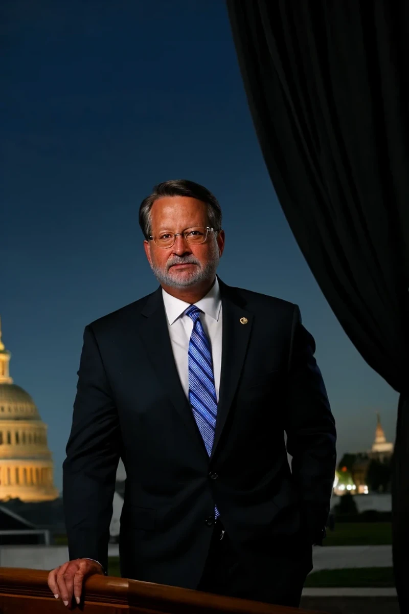 gary peters <lora:senate_044_gary_peters:0.65>, face closeup, face focus, shirt, formal, suit, collared shirt, white shirt, jacket,
capitol hill at background,
best quality, masterpiece, HDR, professional, studio quality, highres,