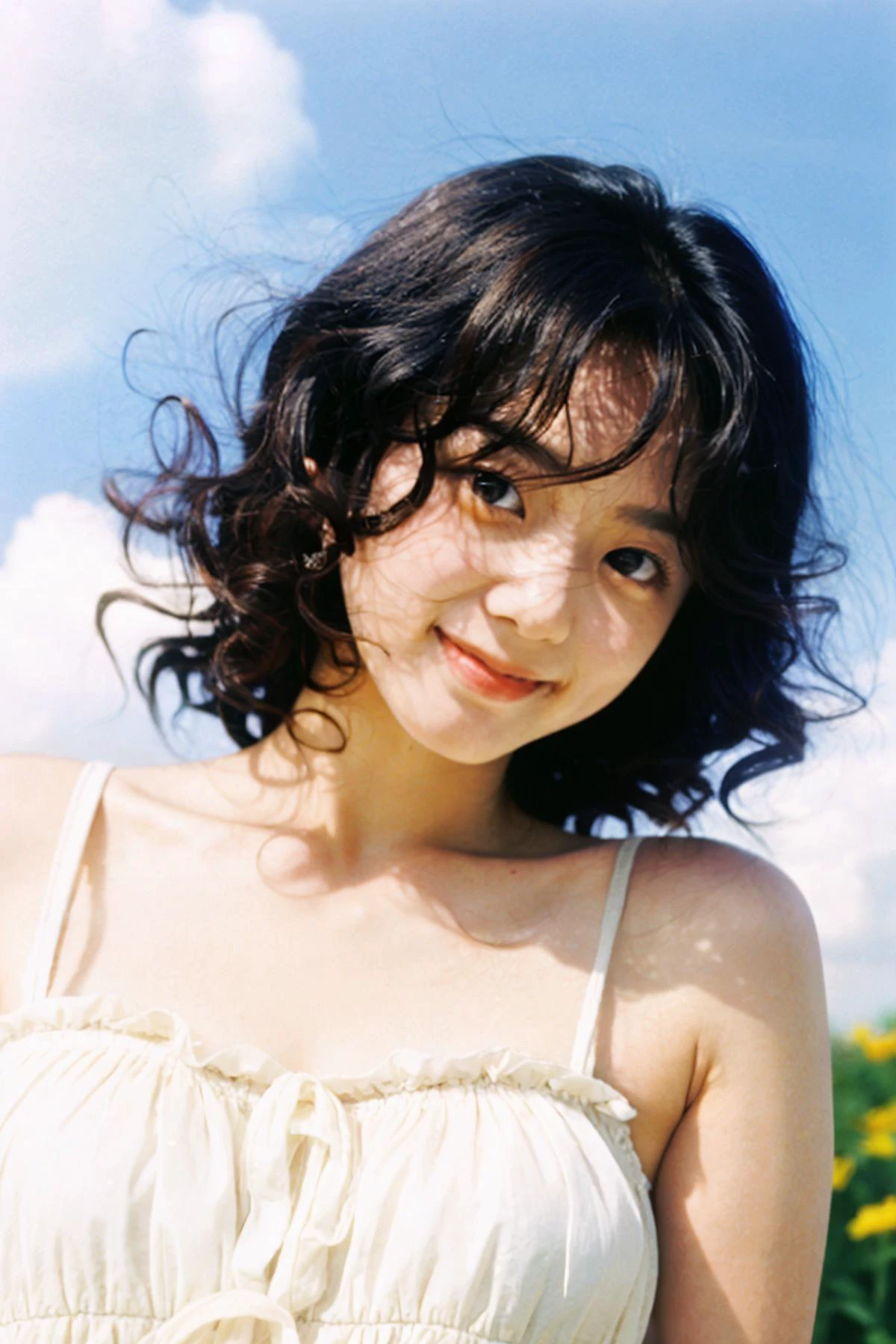 Film photography,a photo of a woman named asianbabe,young,white dress,looking at viewer,soft sunshine,shoulder exposed,virtualization,flower,film particles,portrait,blue sky,cloud,smile,closed mouth,curly hair,Raw format,ultrahigh-res,masterpiece, best quality,
<lora:PornMaster-Amateur&DPO-FULL+sdsFILM_v5:0.7> <lora:asianbabe_V6:0.6>,