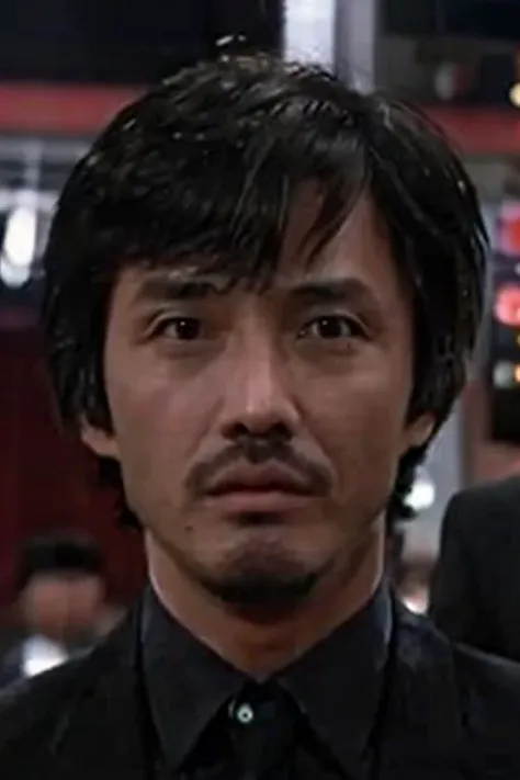 a men as movie star, (medium closeup:1.4), (face focus:1.2), modelshoot style, (extremely detailed CG unity 8k wallpaper), Intricate, High Detail, Sharp focus, dramatic, ((movie premiere gala)), ((standing on the red carpet)),(looking at viewer), (detailed pupils:1.2), (elegant black suit:1.3), (dimly lit) <lora:shitian_20230626044027:0.8>