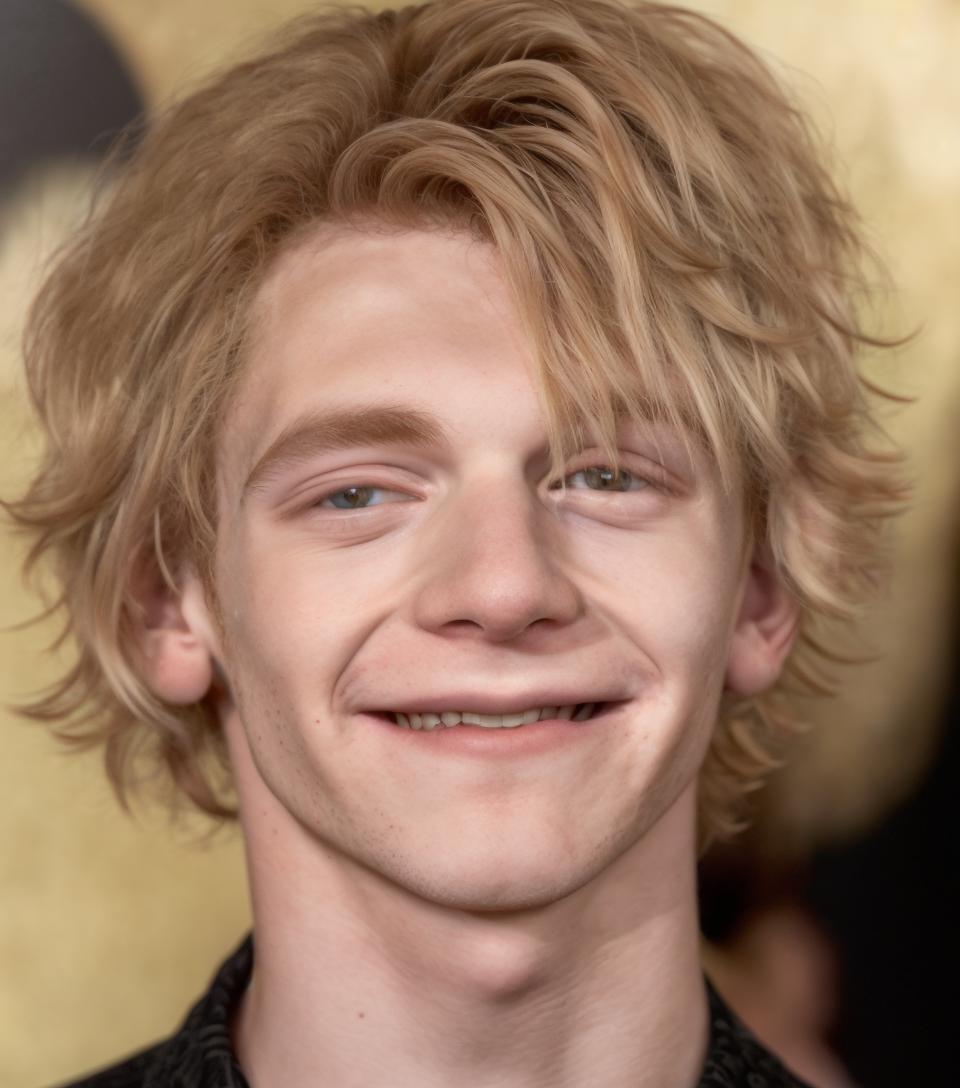 Ross Lynch Ross Lynch v1.0