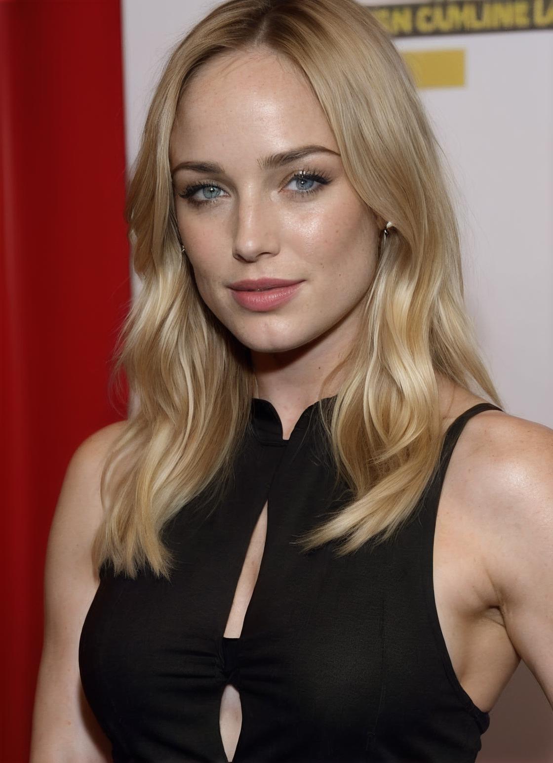 Caity Lotz v1.0
