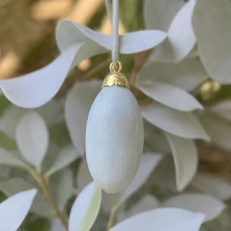 <lora:SDXL coccinia grandis-000006:0.8>
coccinia grandis,
ultra high resolution, (((masterpiece))), (((best quality))), ((super detailed)), ((extremely delicate and beautiful)),cinematic light, detailed environment (real), motion blur, depth of field,
In the Renaissance, Rococo style, a coccinia grandis was enshrined on a raised platform in the halls of the opulent palace,