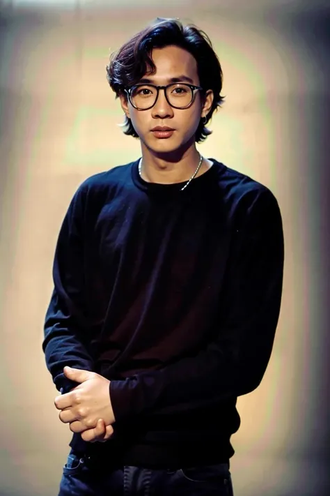 best quality, ultra high res, (photorealistic:1.4), masterpiece, blurry background,indoors,1boy,30 years old,standing ,(looking at viewer), black shirt, <lora:huangjiaju_20230701132334:0.8>