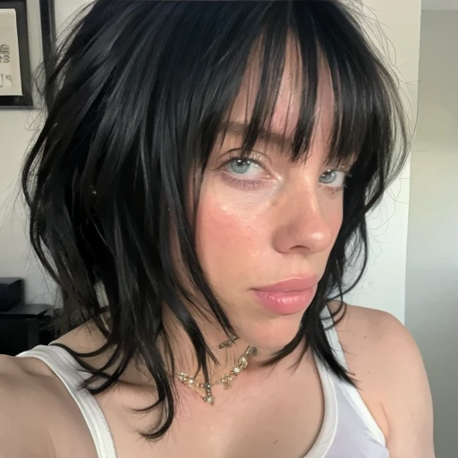 a woman <lora:Billie2-10:1> foto retrato, masterpiece, best quality, messy hair,