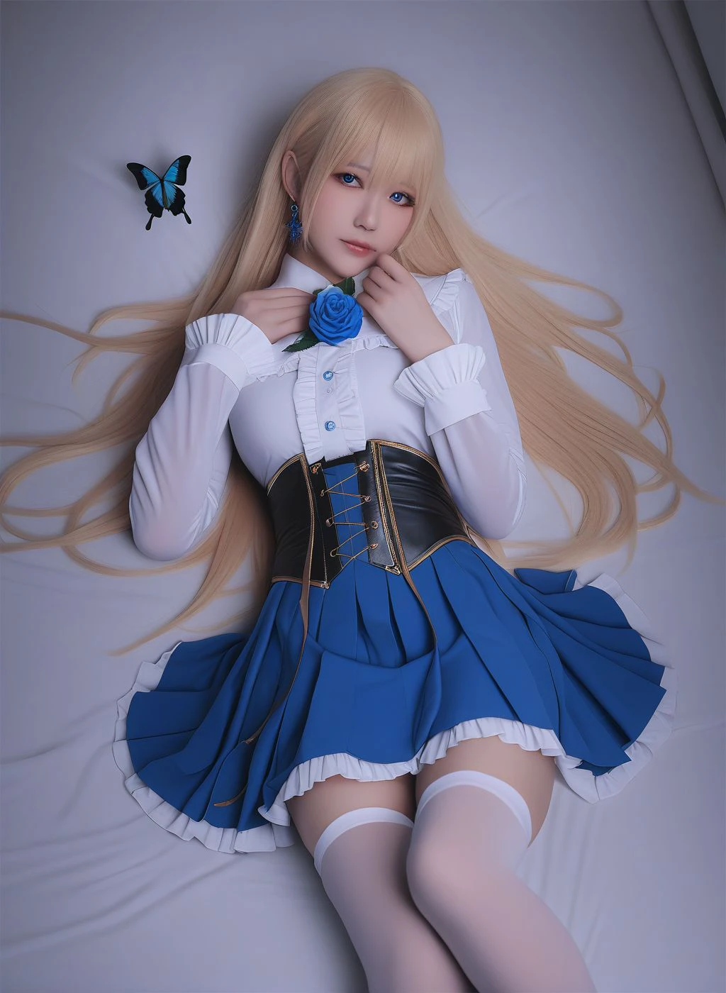 Baby face Big tits neat blonde long hair Top Idol Anyway make your boobs bigger Sheer tight Lolita clothes Full smile Intense movement