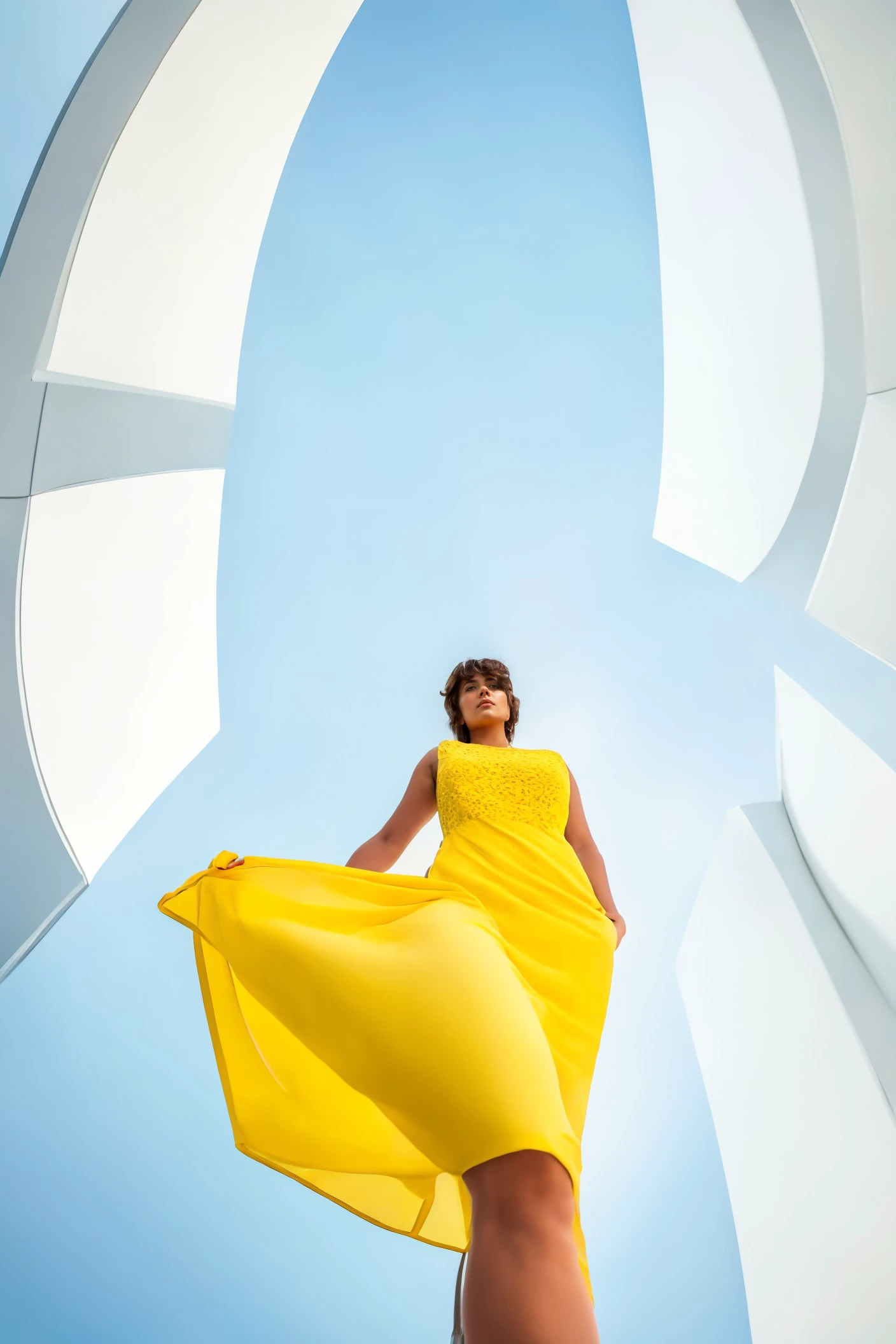 (woman standing, beautiful, wearing Yellow dress, (closeup:0.9),:1)
low angle, from below, <lora:dynamic_shot_19_low_angle:0.75>
highres, high quality, high resolution, hd, 4k, masterpiece,