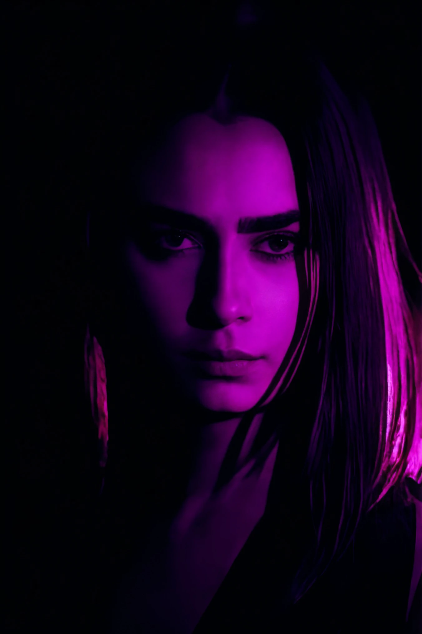woman 20 years young standing, middle shot, European, 
([Lily( :0)Collins|kimmy olsen|amy( :0)winehouse]:0.9) closeup,
cyberpunk portrait, <lora:dynamic_shot_44_cyberpunk_portrait:0.85>
dark,
highres, high quality, high resolution, hd, 4k, masterpiece, realistic,