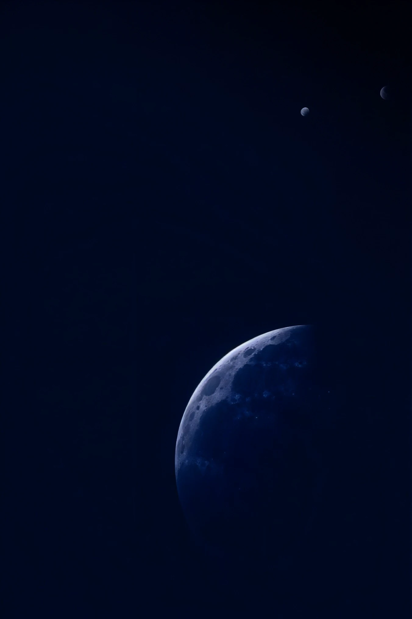 woman 20 years young, European, middle shot, closeup,
([Cobie( :0)Smulders|jodi taylor|camila( :0)cabello]:0.9), 
moonlight, blue theme, <lora:dynamic_shot_60_moonlight:0.75>
nature, night,
moon,
highres, high quality, high resolution, hd, 4k, masterpiece, realistic,