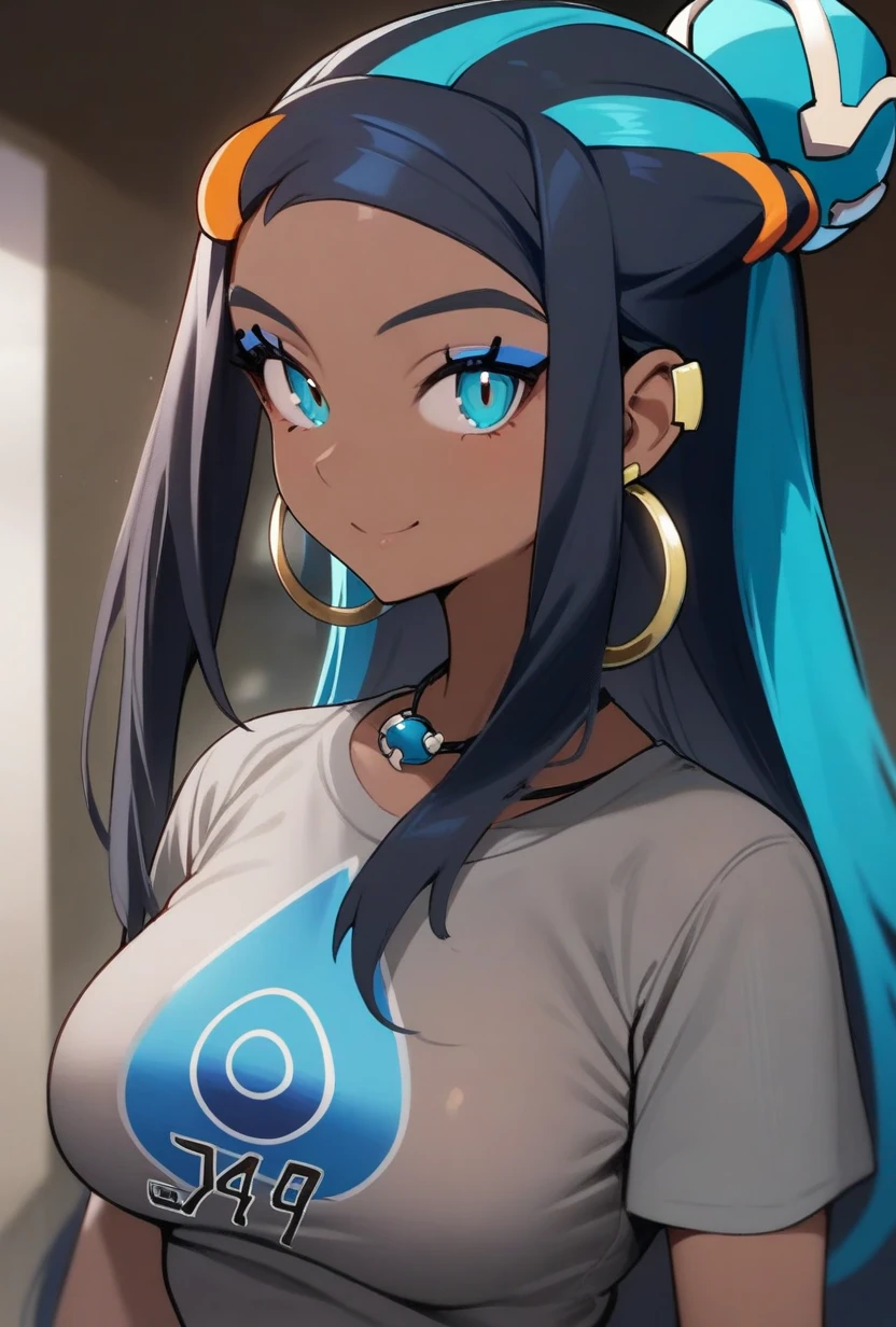 masterpiece,best quality,very aesthetic,absurdres,<lora:nessa_v2:1>,smile, dark-skinned_female, highres, upper_body, commentary_request, t-shirt, eyelashes, hoop_earrings, necklace, 1girl, single_hair_bun, solo, short_sleeves, breasts, closed_mouth, nessa_\(pokemon\), grey_shirt