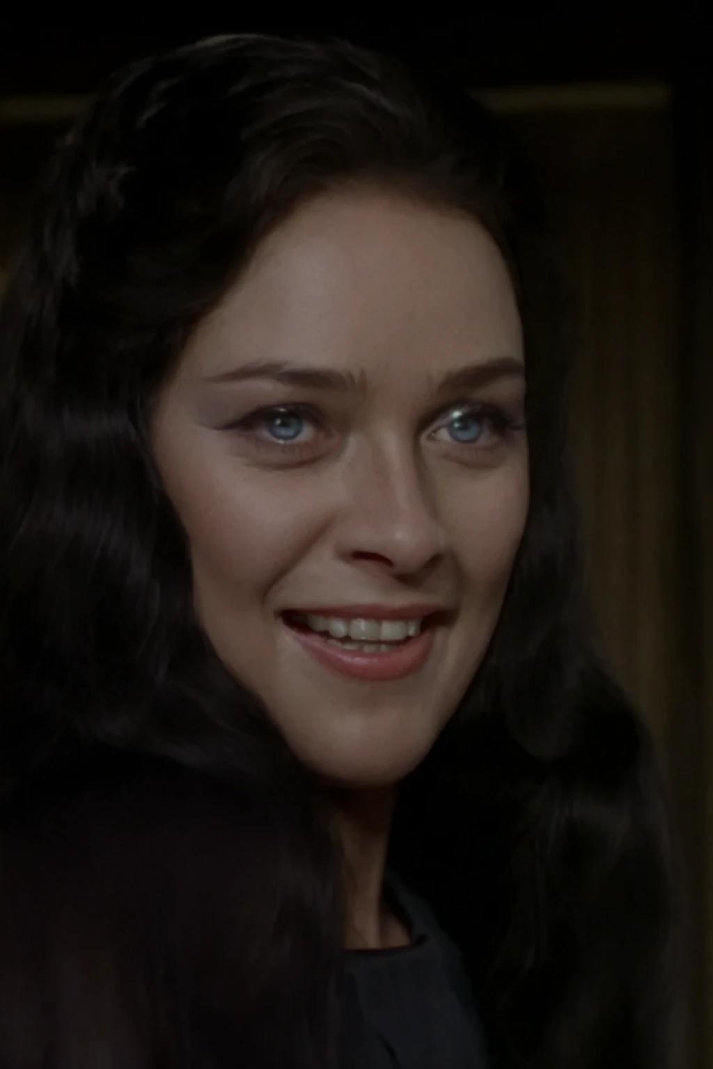 <lora:Margo Winchester_epoch_15:0.8>, 1girl, solo, margo_winchester, (sweet smile), long black dress, (insanely detailed, masterpiece, detailed eyes, best quality), close up