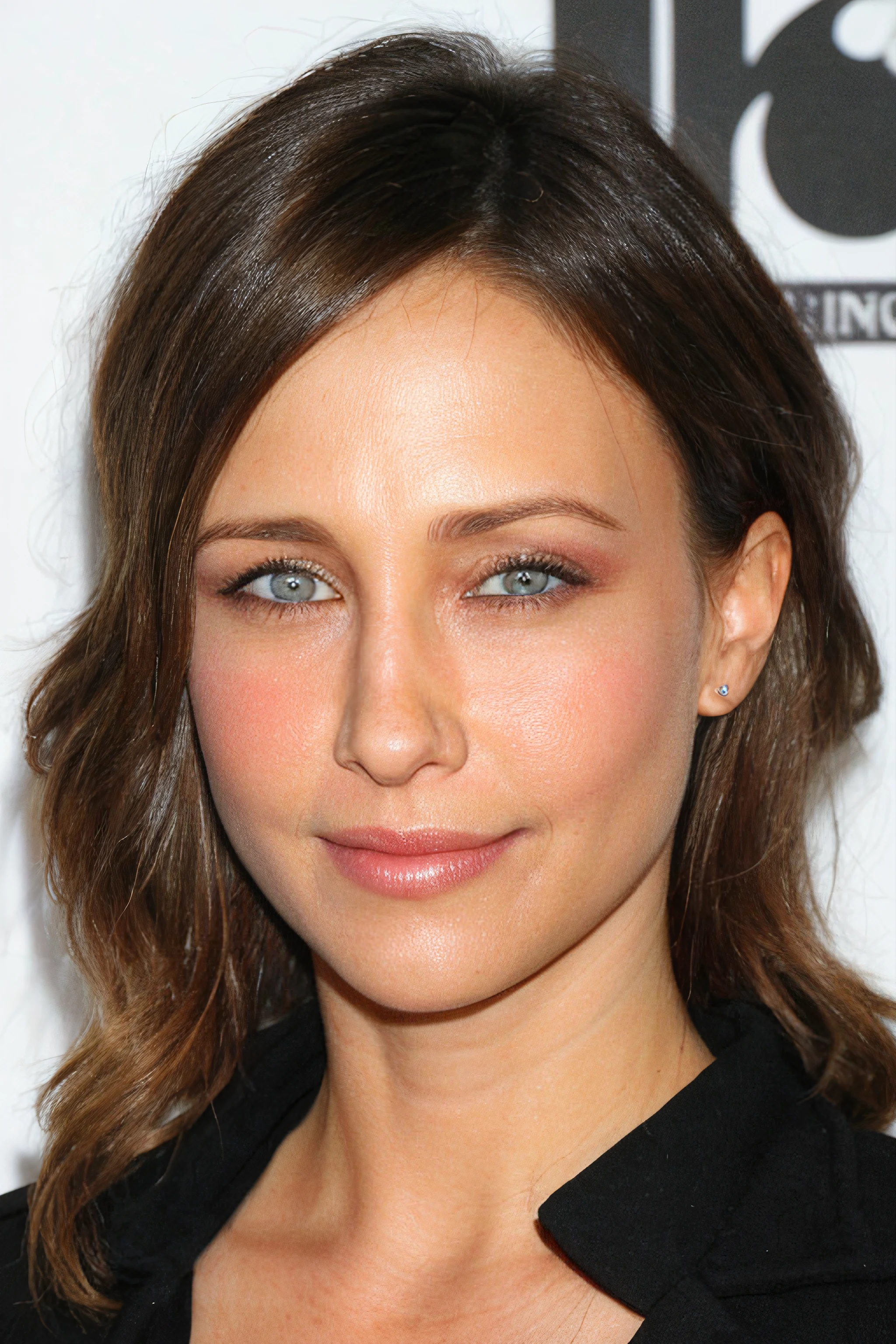 Vera Farmiga v1.0