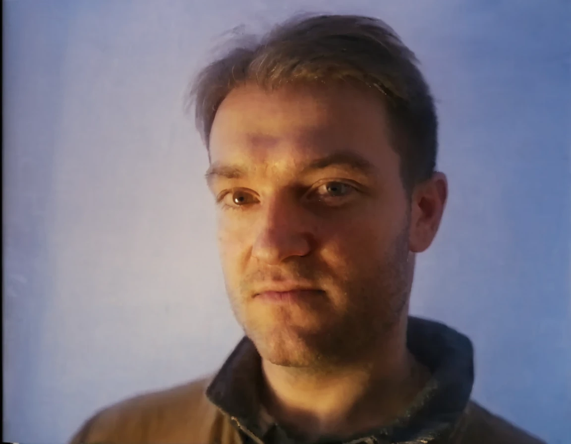 vhslora, 1man, portrait, blurry, artifacts