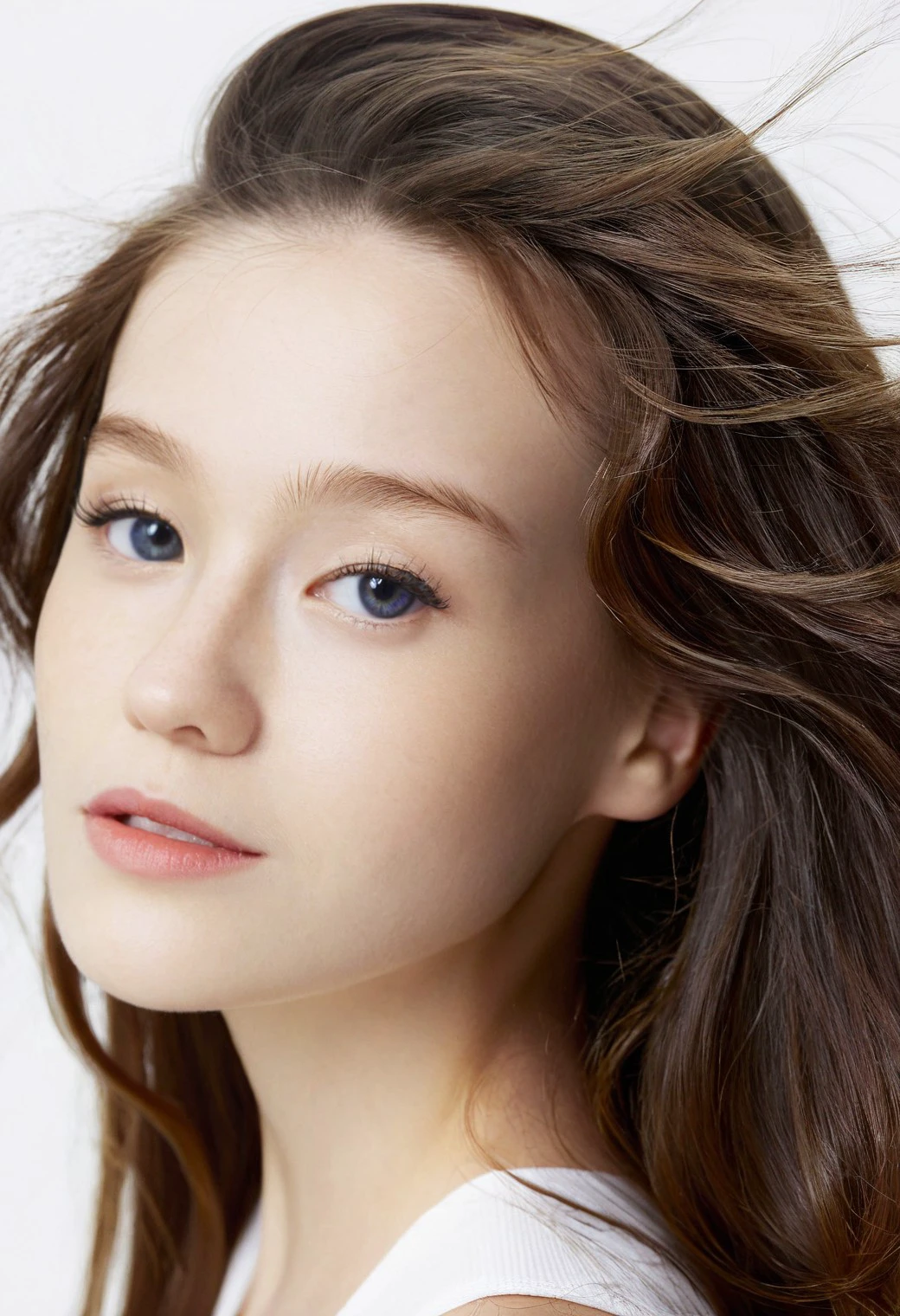 Emily Bloom XL SDXL v1.0