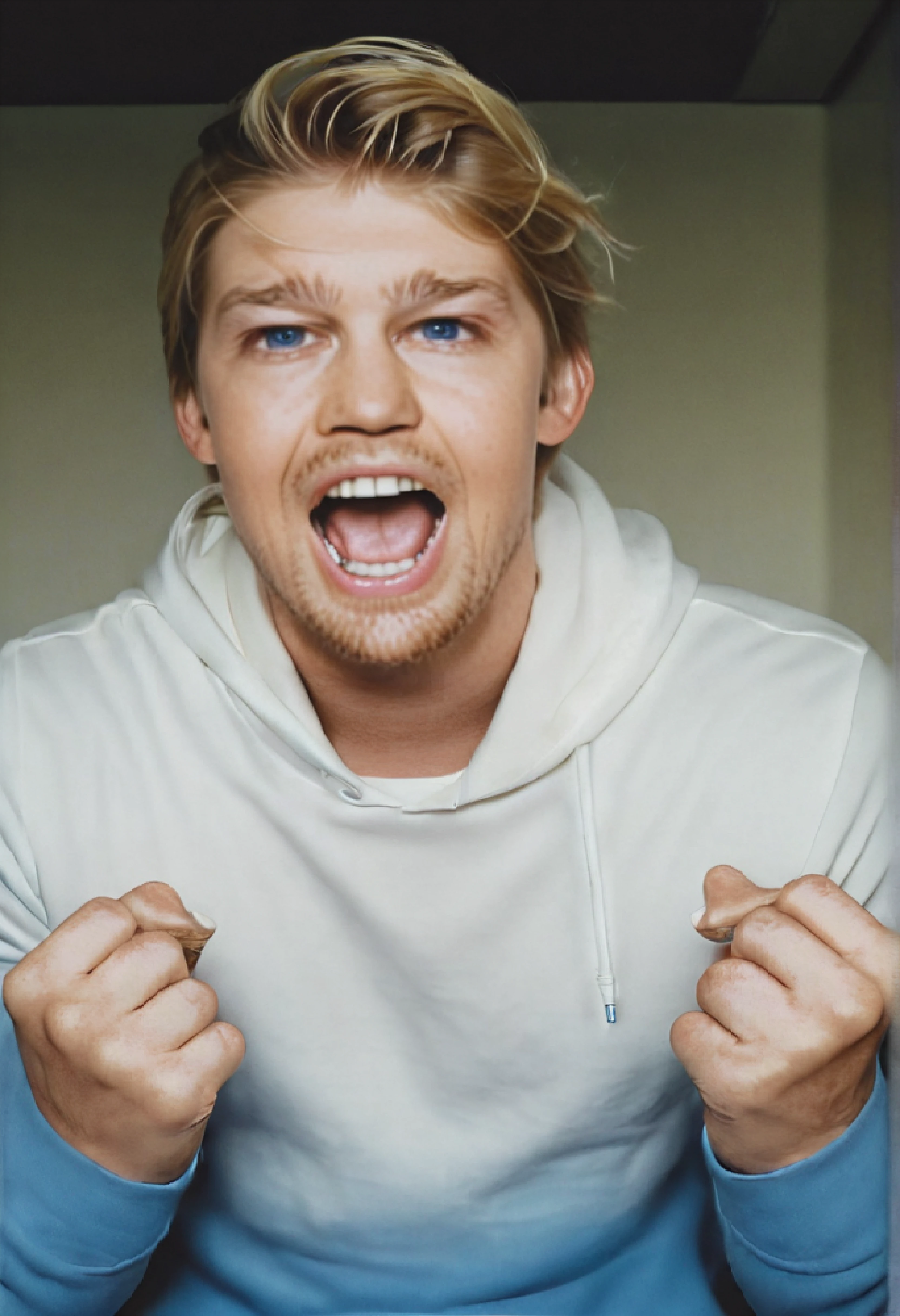 <ckpt:ZavyChroma.safetensors>, <ckpt:Fluently.safetensors>, <lora:JoeAlwyn.safetensors:1.2>, Photograph of Joe Alwyn, J034lwyn, blonde hair, blue eyes, screaming, white teeth, Raw photo, Canon EOS R3