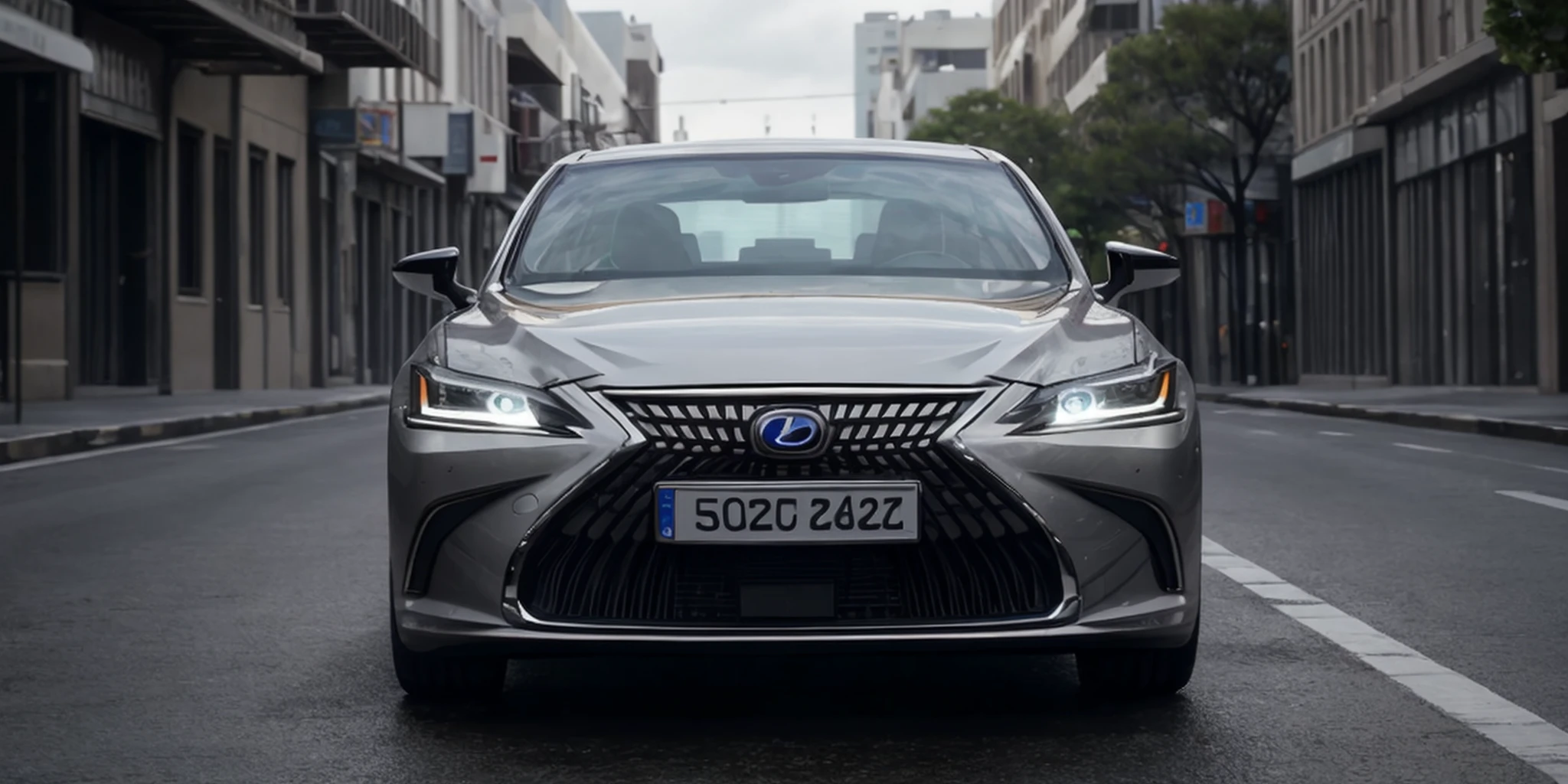 Lexus ES Luxury Sedan