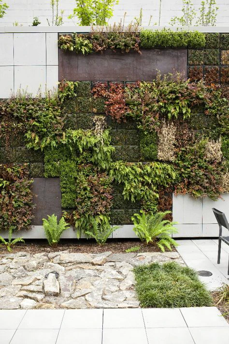 Creation of a three-dimensional green transitional space.
