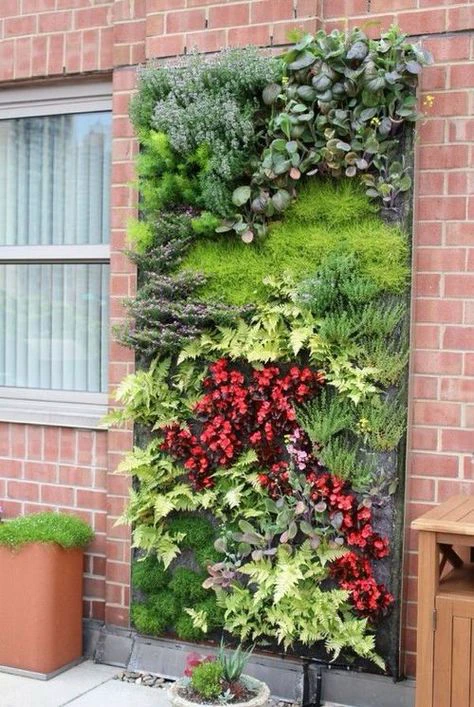 Creation of a three-dimensional green transitional space.