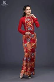 Myanmar female dashion