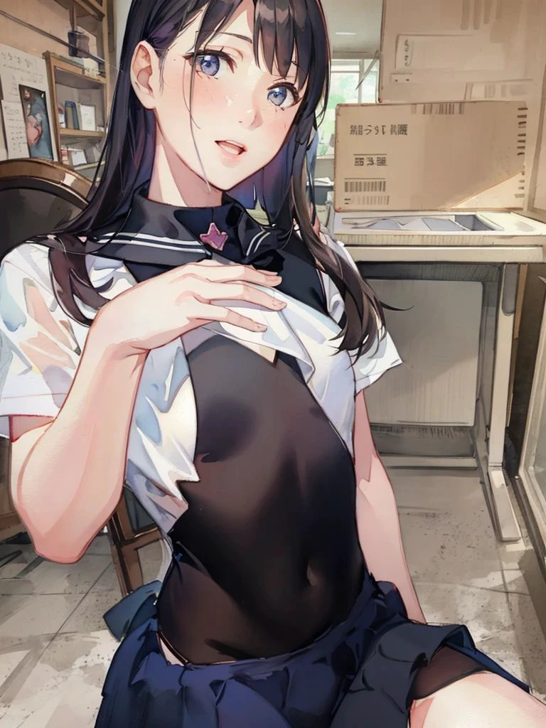 制服の下は競泳水着先輩