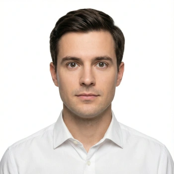 Foto de pasaporte estándar con fondo blanco