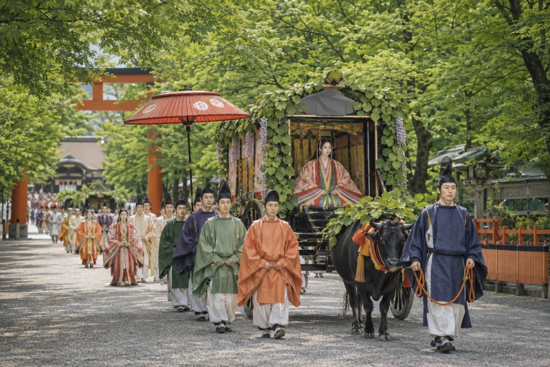 平安貴族行列の広角構図