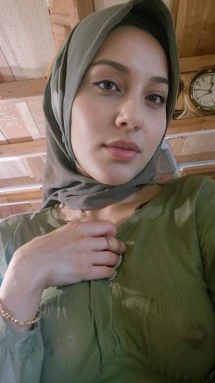 1 mature hijab woman, 24-years-old, naked, bed, huge breasts :96.10, big nipples,