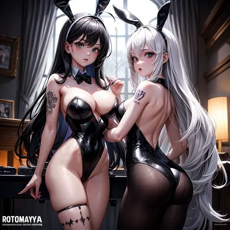 2 chicas de pelo blanco y negro con un bunny suit de playboy,Medias de rejilla y tatuajes en una sala gamer con LED