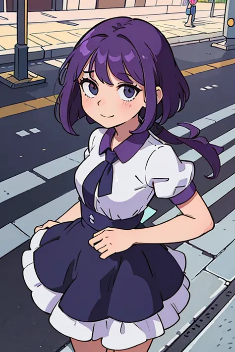 (melhor qualidade:0.8) Perfect anime illustration, Uma bela, mulher feliz com cabelo roxo longo ondulado na rua na cidade, vestindo um vestido branco e roxo