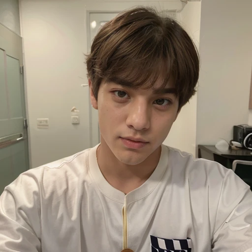 homem Bonito, adolescente, homem arefed Taehyung BTS, BTS, Jungkook BTS, Lindo, Taehyung, Kim Taehyung do BTS, BTS, inspirado em Kim Taehyung do BTS, homem Taehyung tirando selfie, Kim Taehyung bts, TaeHyung Kim, Jungkook, Jeon Jungkook, BTS, Kim Taehyung ...