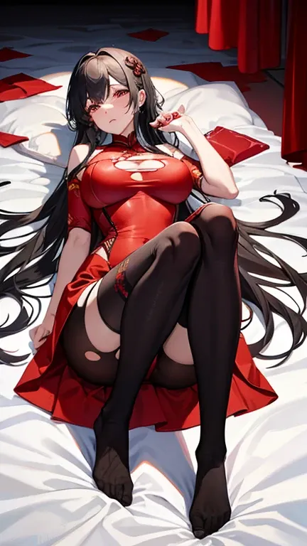 Torn red cheongsam，Broken black pantyhose，Huge breasts，胸前Holes in clothes，Damaged clothes，Holes in clothes，Battle damage，Seriously injured，White long hair，Wipe the blood from the corner of your mouth with your hand，Weak，Gasping lightly，sideways，Half of you...