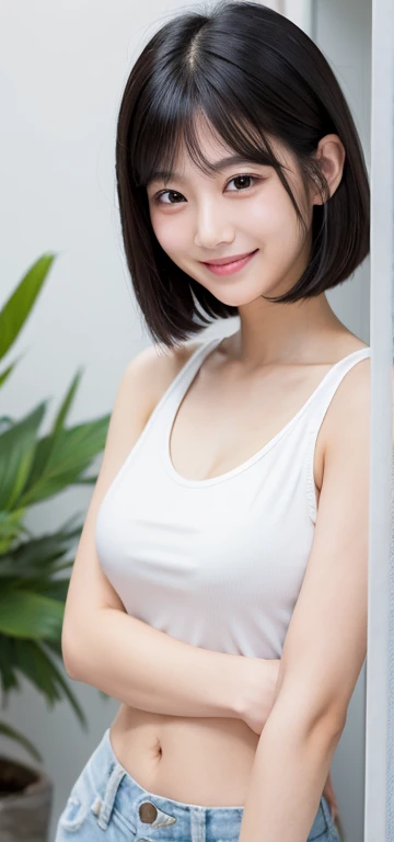 Black Hair　Japanese beauty　White tank top　smile