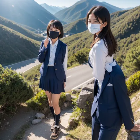 Female junior high school student president、pants suit、short hair、Deep in the mountains、Beauty、Wearing a mask