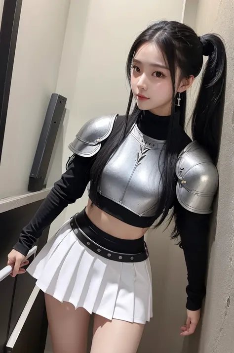 female knight　Long Black Hair　ponytail　White Armor　mini skirt