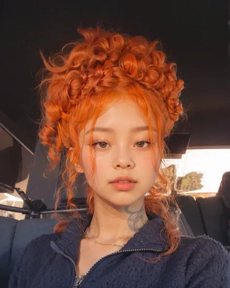 jennie kim - curly and orange hair, without tattoos and piercings