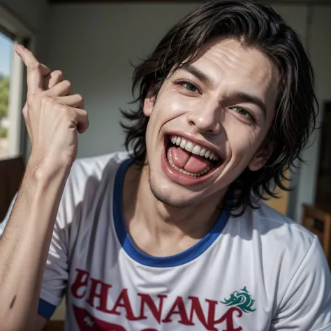 Joker going crazy and laughing with the Ceará Sporting Clube shirt