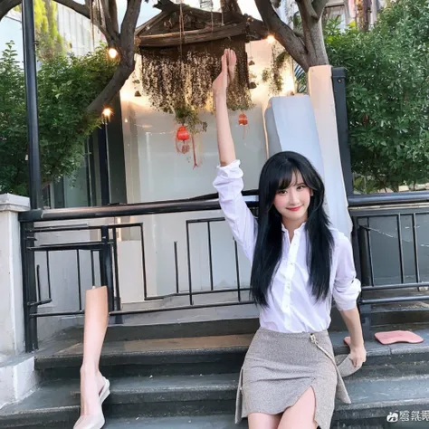 Chinese women、Black Hair、Long Hair、tall、Beautiful feet、skirt、Heel、White shirt