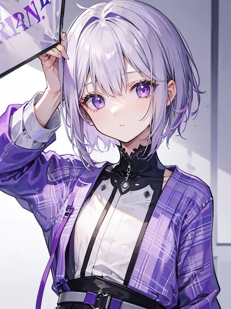 Short Hair、Gray hair with purple tips