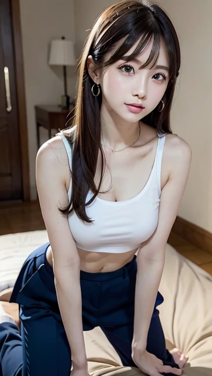 ((Cropped backless T-shirt、Double pleated twill trousers))whole body viewing angle、On all fours、Extraordinary sexy beauty、beautiful, calm and bright look、Sexy and refreshing look、完璧なbeautifulcute顔、Very bright, Bright Blue Eyes、Long bangs between the eyes、L...