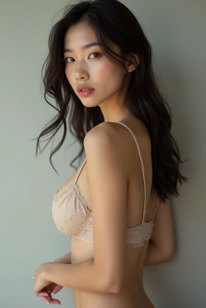 superior quality, realistic, Very delicate and beautiful, Photos brutes, Professional lighting, Facial lighting, depth of ﬁeld, single focal length, tout le corps, 1 woman, asian , large breast , sexly ,