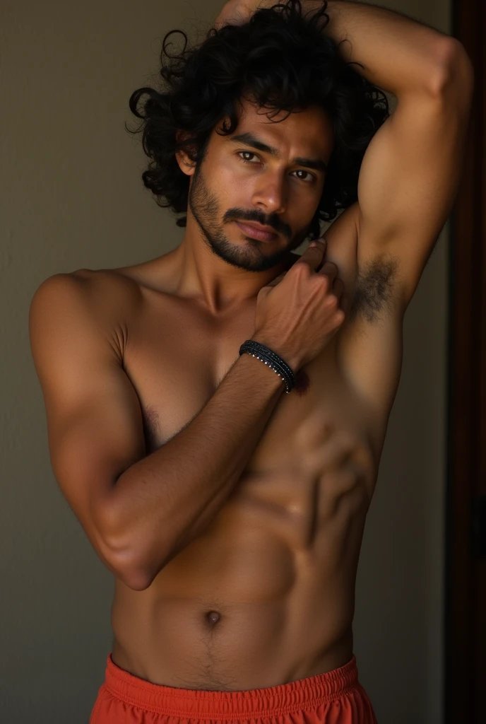 A Indian girl showing his armpit nude in 