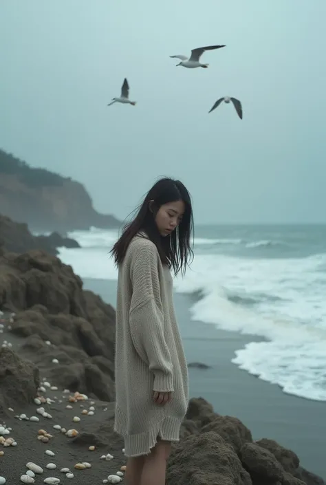 Depressed，at the seaside，Asian