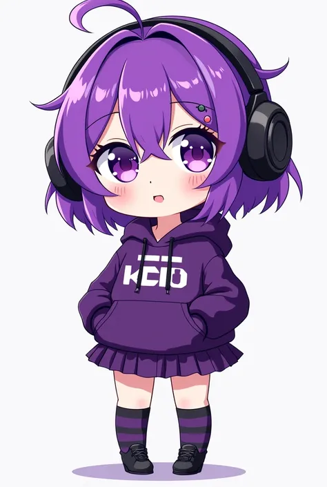 Keito。Purple eyes。Purple Hair。Purple Skirt。Black shoes下。Black shoes。Purple hoodie。Headphones。The eyes are bright and pretty。Chibi Character。