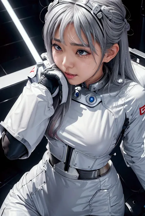 Japanese women　Silver Hair　  White Mecha Suit　　 Are crying　The waist is small